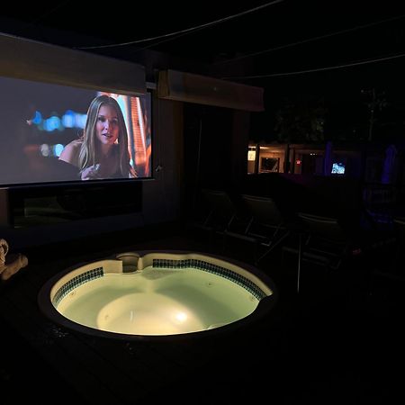 Mi Kasa Hot Springs 420,Adults Only, Clothing Optional Hotel Desert Hot Springs Eksteriør billede