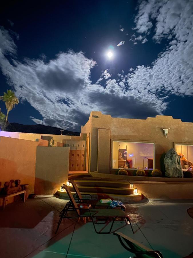 Mi Kasa Hot Springs 420,Adults Only, Clothing Optional Hotel Desert Hot Springs Eksteriør billede