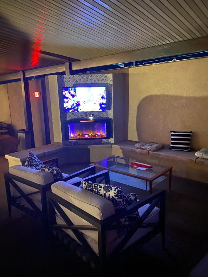 Mi Kasa Hot Springs 420,Adults Only, Clothing Optional Hotel Desert Hot Springs Eksteriør billede