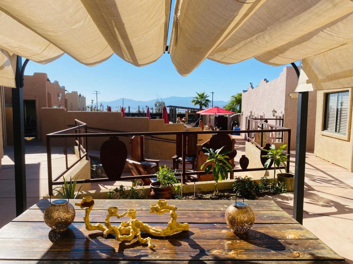 Mi Kasa Hot Springs 420,Adults Only, Clothing Optional Hotel Desert Hot Springs Eksteriør billede