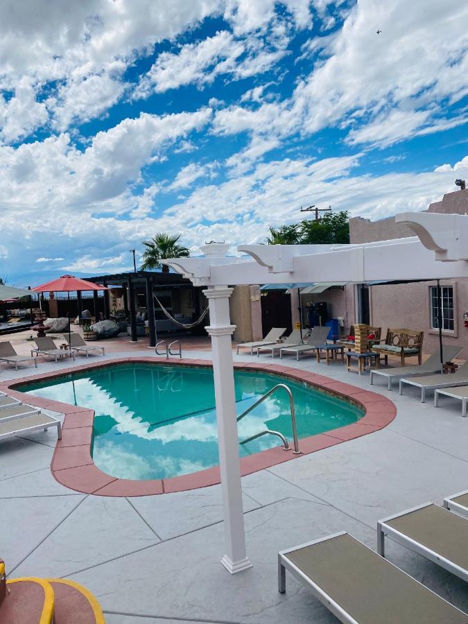 Mi Kasa Hot Springs 420,Adults Only, Clothing Optional Hotel Desert Hot Springs Eksteriør billede